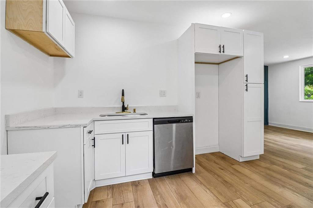 2 bedroom, 1 bathroom, 929 sq ft single family residence under contract at 1355 Graymont Drive, Atlanta, GA 30310 — photo 9