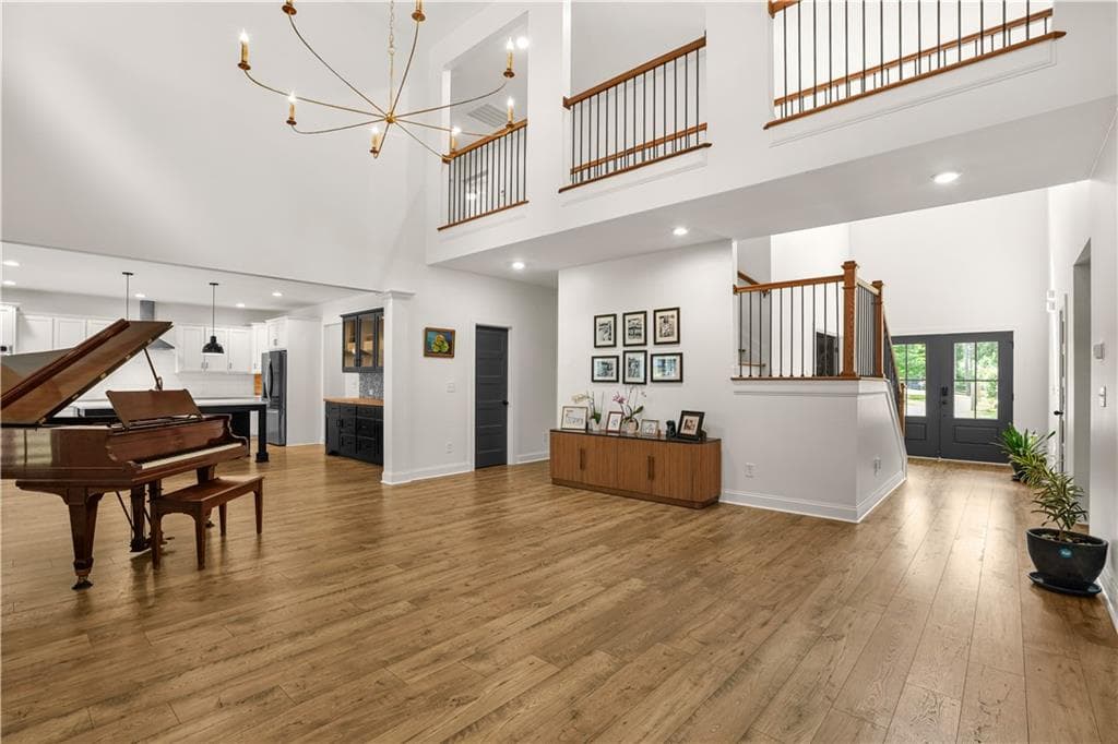 5 bedroom, 6 bathroom, 4,209 sq ft single family residence for sale at 695 Dead Oak Road, Senoia, GA 30276 — photo 8