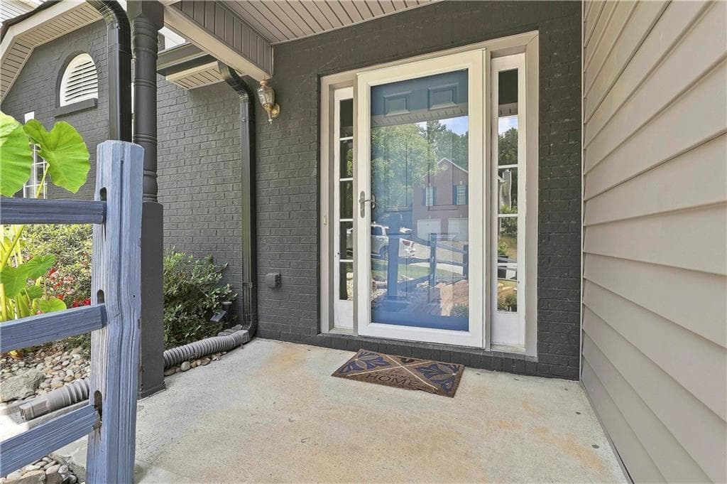 3 bedroom, 3 bathroom, 2,170 sq ft single family residence under contract at 2455 Tolliver Drive, Ellenwood, GA 30294 — photo 5