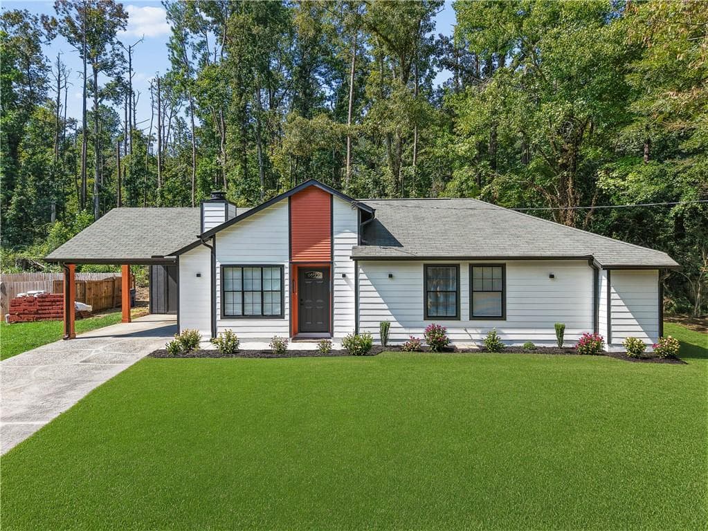 3 bedroom, 2 bathroom, 1,238 sq ft single family residence for sale at 6361 Valley Dale Drive, Riverdale, GA 30274