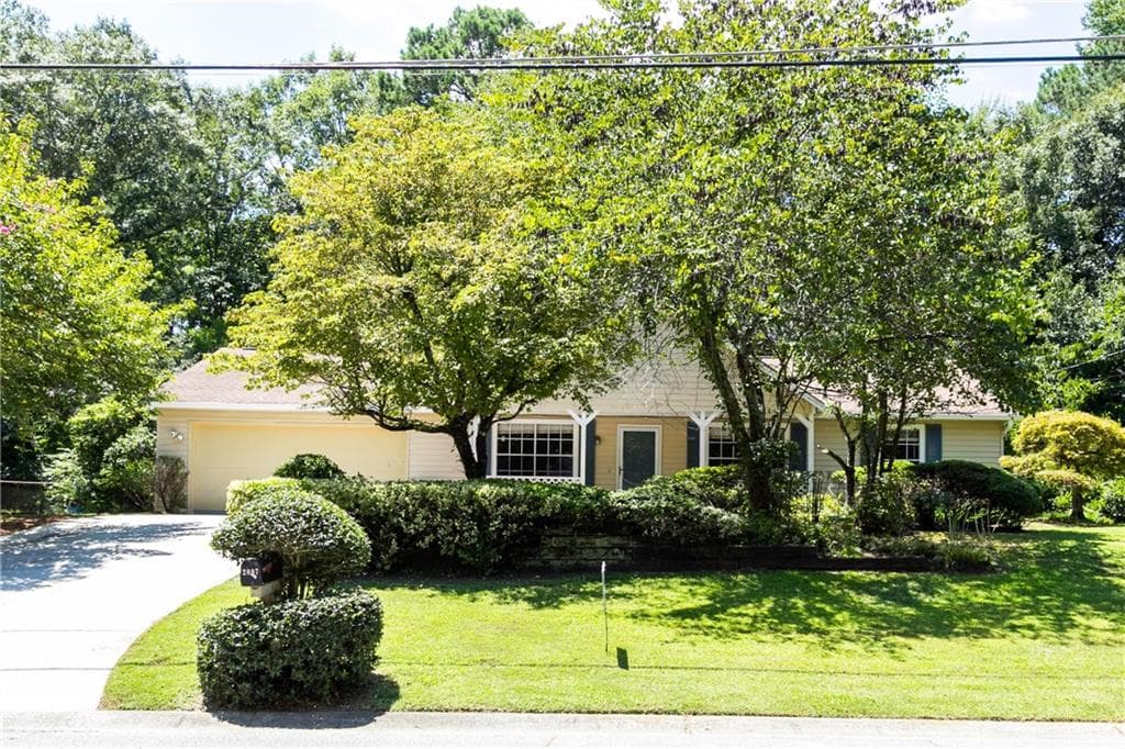 3 bedroom, 2 bathroom, 1,436 sq ft single family residence for rent at 2007 Walden Park Drive, Snellville, GA 30078 for $1,650 a month