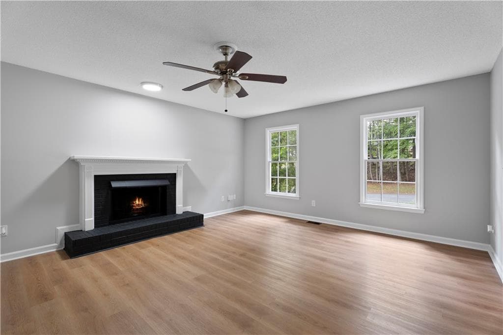 4 bedroom, 4 bathroom, 2,341 sq ft single family residence for sale at 1860 Hickory Creek Court, Acworth, GA 30102 — photo 8