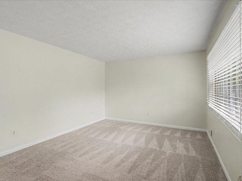 3 bedroom, 2 bathroom, 1,726 sq ft single family residence for sale at 538 Wexwood Drive, Riverdale, GA 30274 — photo 5