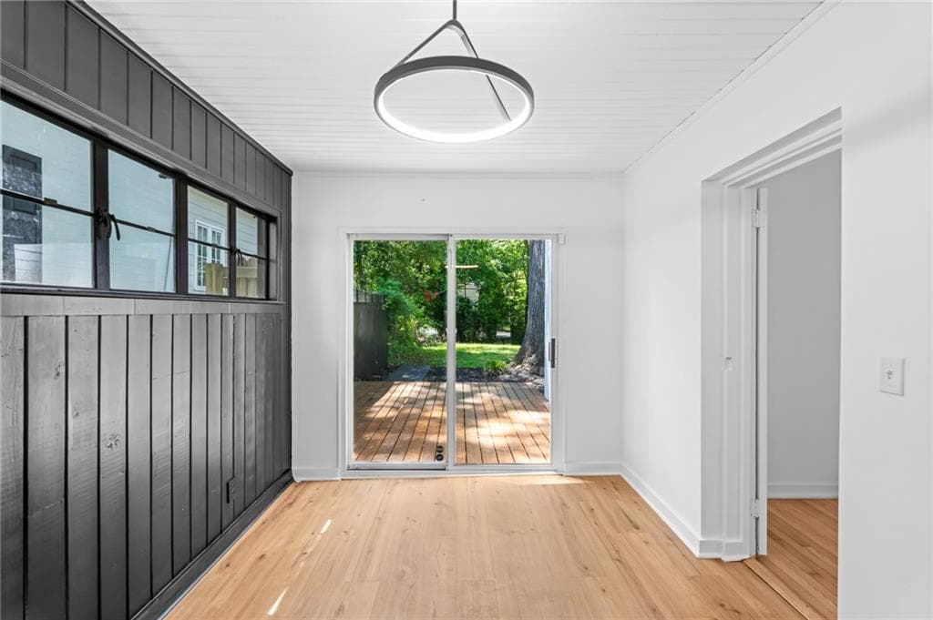3 bedroom, 2 bathroom, 1,829 sq ft single family residence for sale at 1981 N Decatur, Atlanta, GA 30307 — photo 4