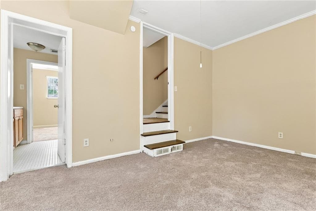 3 bedroom, 2 bathroom, 1,216 sq ft single family residence for rent at 2909 Briarwood Boulevard, East Point, GA 30344 for $1,790 a month — photo 4