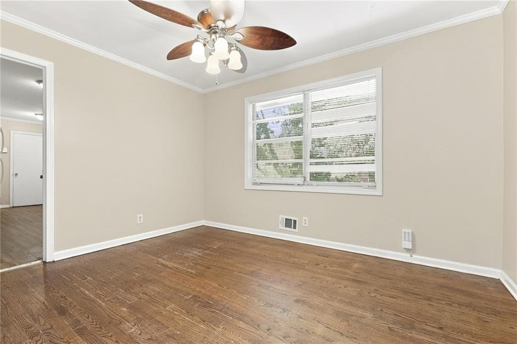 3 bedroom, 2 bathroom, 1,216 sq ft single family residence for rent at 2909 Briarwood Boulevard, East Point, GA 30344 for $1,790 a month — photo 10