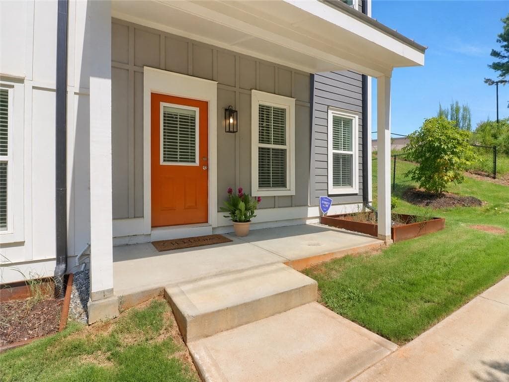 2 bedroom, 3 bathroom, 1,164 sq ft townhouse for sale at 721 Fayetteville Road 601, Atlanta, GA 30316 — photo 2