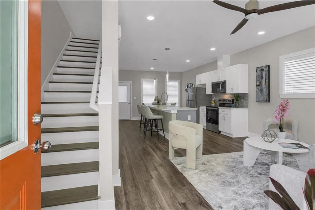 2 bedroom, 3 bathroom, 1,164 sq ft townhouse for sale at 721 Fayetteville Road 601, Atlanta, GA 30316 — photo 3