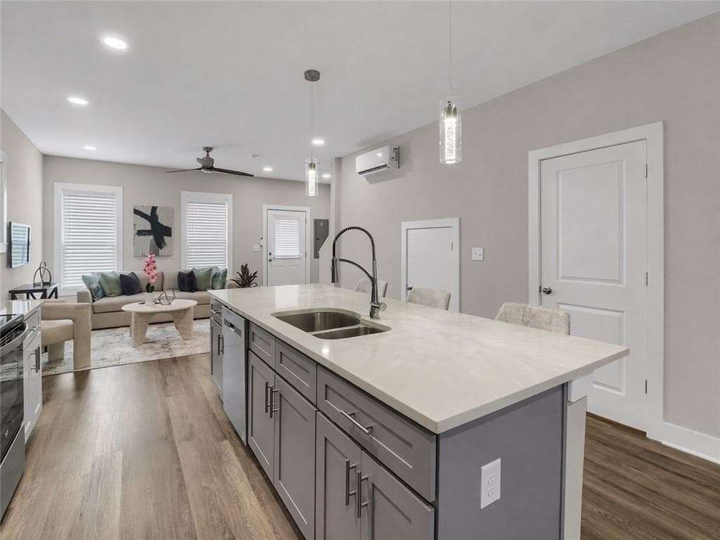 2 bedroom, 3 bathroom, 1,164 sq ft townhouse for sale at 721 Fayetteville Road 601, Atlanta, GA 30316 — photo 7