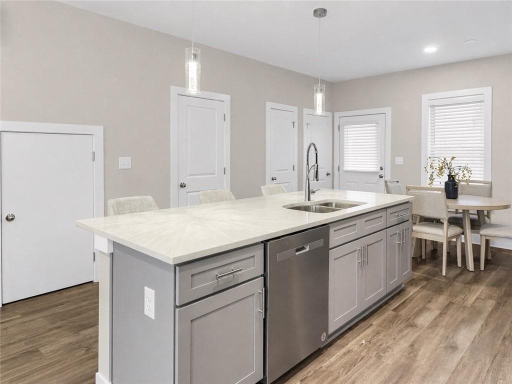 2 bedroom, 3 bathroom, 1,164 sq ft townhouse for sale at 721 Fayetteville Road 601, Atlanta, GA 30316 — photo 8