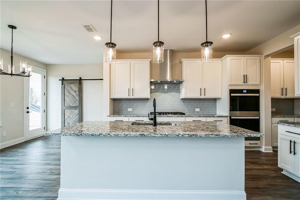 4 bedroom, 4 bathroom, 2,677 sq ft single family residence for sale at 5374 Ridgetop Trail, Sugar Hill, GA 30518 — photo 6