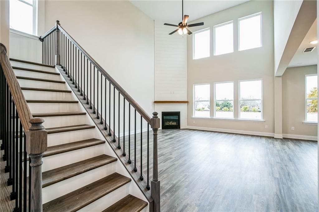 4 bedroom, 4 bathroom, 2,677 sq ft single family residence for sale at 5374 Ridgetop Trail, Sugar Hill, GA 30518 — photo 10