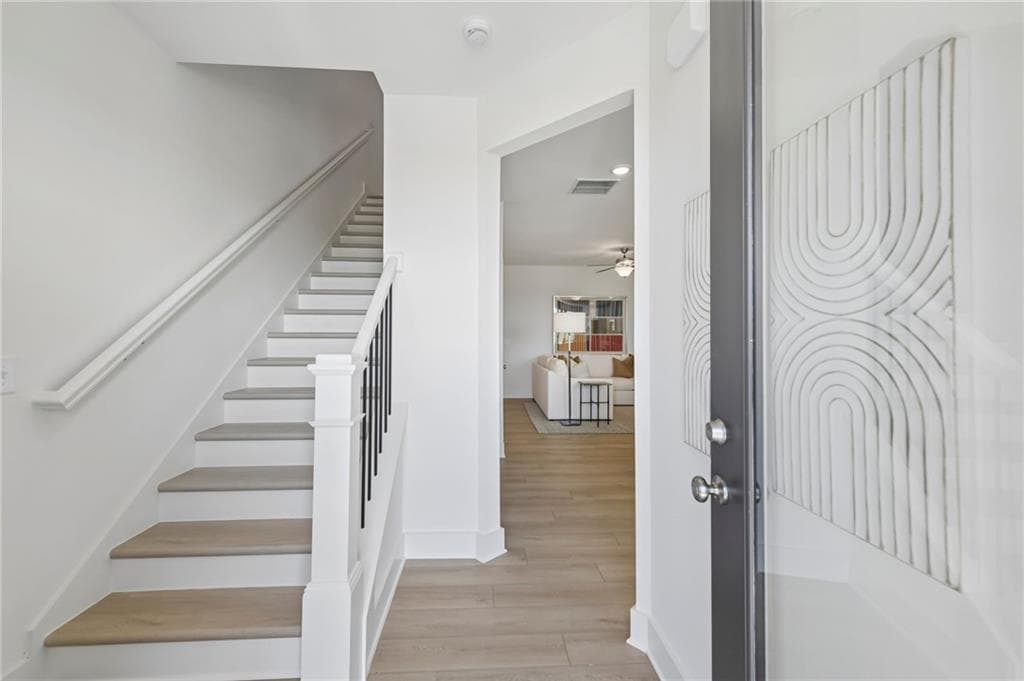 3 bedroom, 3 bathroom, 1,685 sq ft townhouse for sale at 263 Barracks Way 877, Hoschton, GA 30548 — photo 5