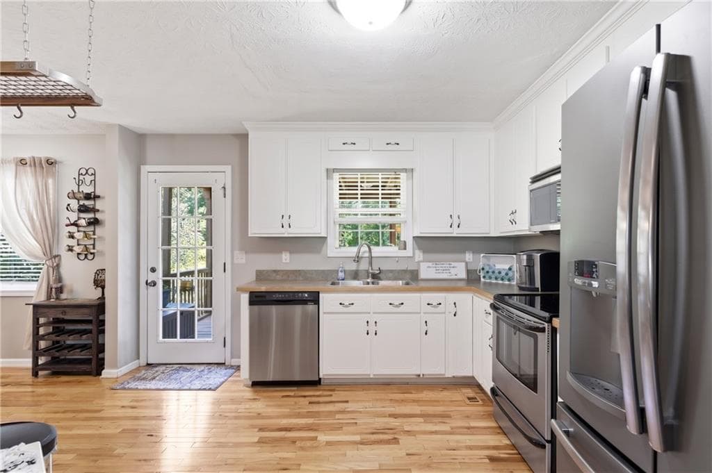 4 bedroom, 3 bathroom, 1,930 sq ft single family residence under contract at 71 Hopkins Farm Drive, Adairsville, GA 30103 — photo 10