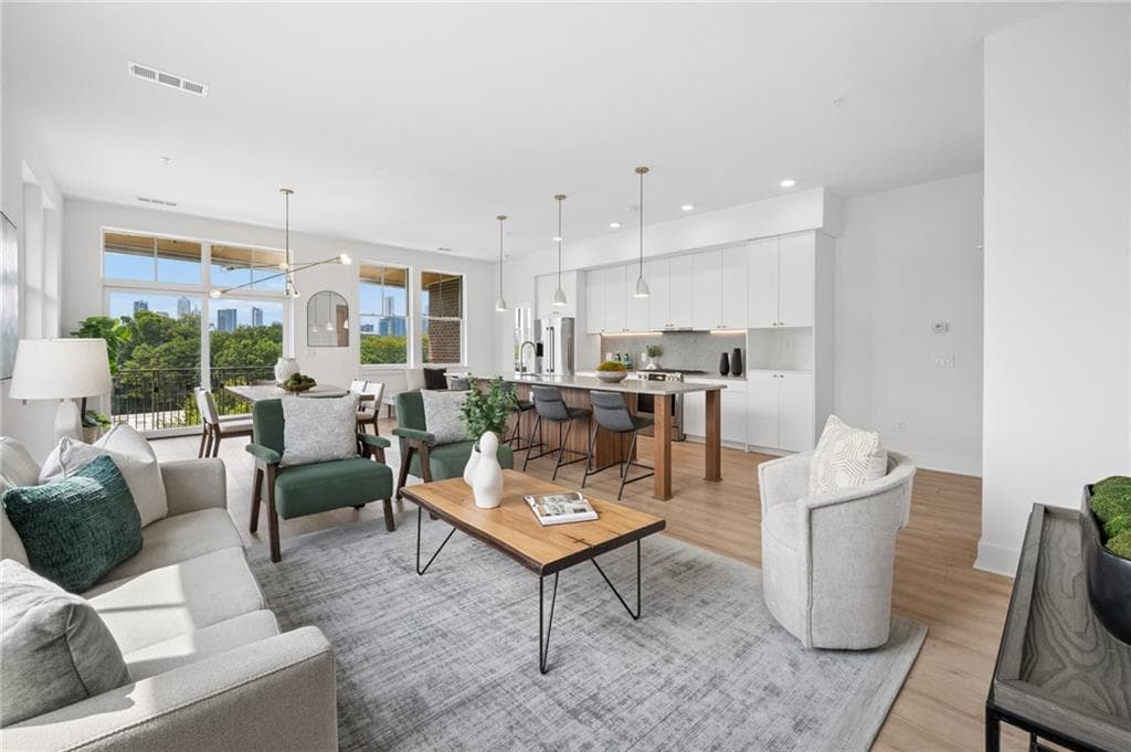 3 bedroom, 3 bathroom, 1,712 sq ft condominium for sale at 675 Drewry Street 402, Atlanta, GA 30306