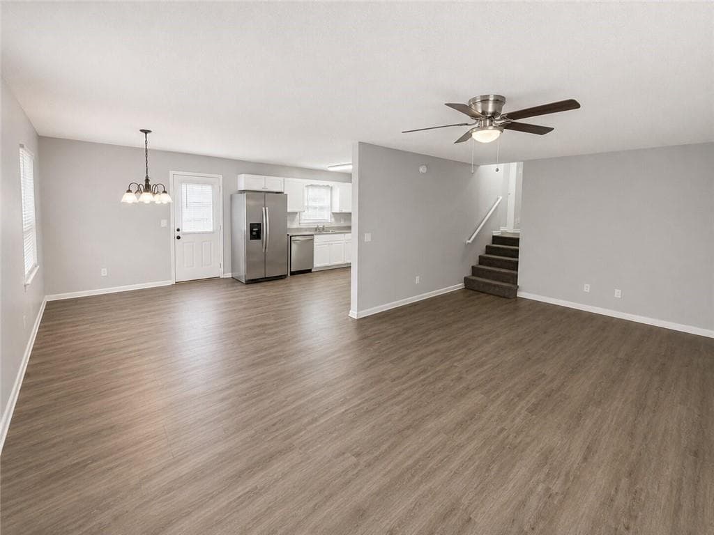 3 bedroom, 2 bathroom, 1,288 sq ft single family residence for sale at 17 Winchester Drive, Euharlee, GA 30145 — photo 2