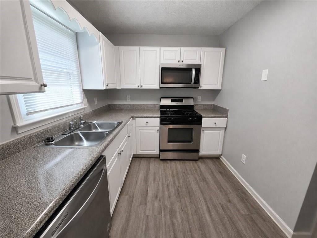 3 bedroom, 2 bathroom, 1,288 sq ft single family residence for sale at 17 Winchester Drive, Euharlee, GA 30145 — photo 6