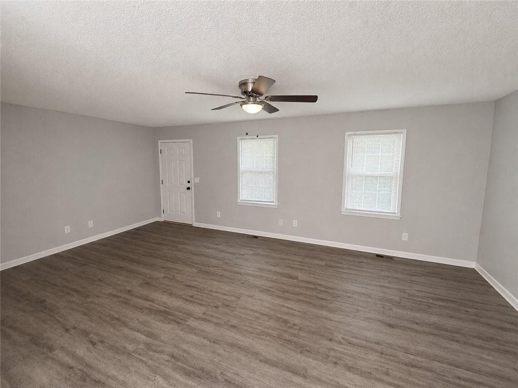 3 bedroom, 2 bathroom, 1,288 sq ft single family residence for sale at 17 Winchester Drive, Euharlee, GA 30145 — photo 10