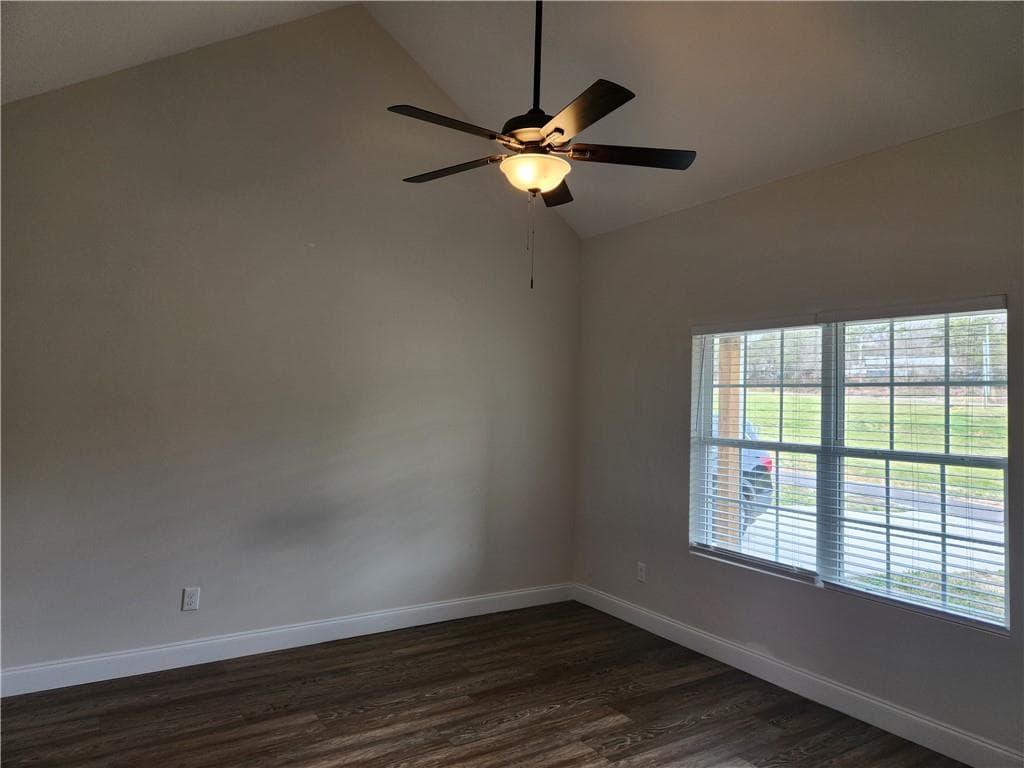 3 bedroom, 2 bathroom single family residence for rent at 2465 Oak Grove Road, Dahlonega, GA 30533 for $2,200 a month — photo 5