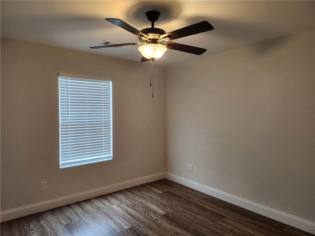 3 bedroom, 2 bathroom single family residence for rent at 2465 Oak Grove Road, Dahlonega, GA 30533 for $2,200 a month — photo 9