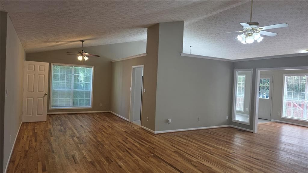 6 bedroom, 4 bathroom, 4,017 sq ft single family residence for rent at 2994 Hickory Run Circle, Duluth, GA 30096 for $3,300 a month — photo 4