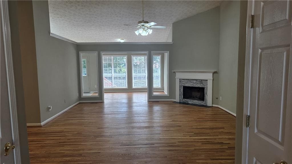 6 bedroom, 4 bathroom, 4,017 sq ft single family residence for rent at 2994 Hickory Run Circle, Duluth, GA 30096 for $3,300 a month — photo 8