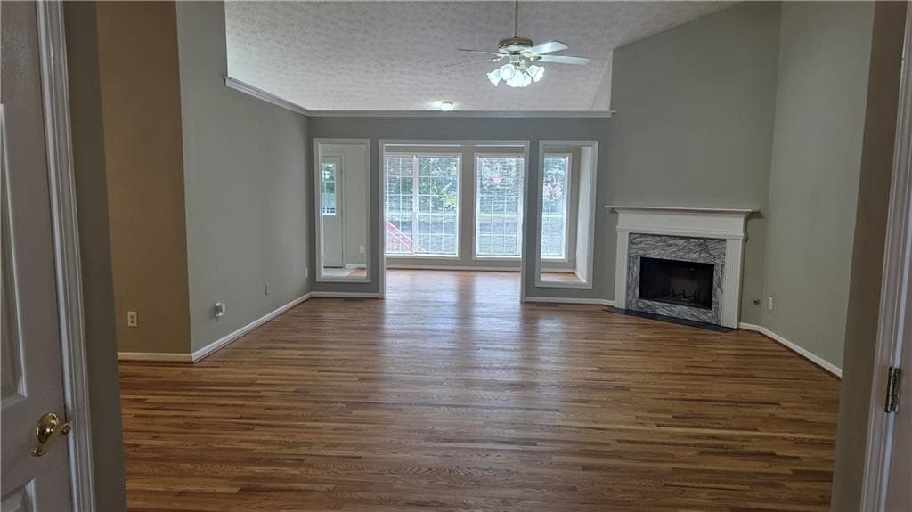 6 bedroom, 4 bathroom, 4,017 sq ft single family residence for rent at 2994 Hickory Run Circle, Duluth, GA 30096 for $3,300 a month — photo 6