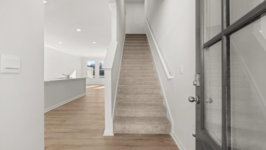 3 bedroom, 3 bathroom, 1,638 sq ft townhouse under contract at 6708 Leigh Street, Flowery Branch, GA 30542 — photo 3