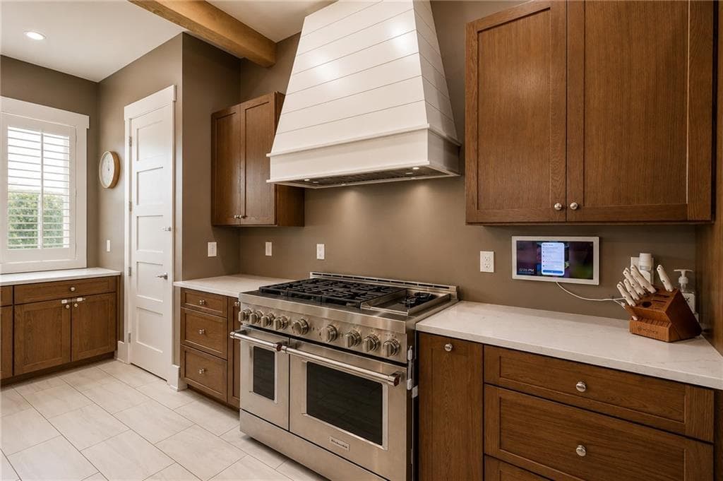 4 bedroom, 5 bathroom, 5,937 sq ft single family residence for sale at 3200 Shady Grove Rd, Carrollton, GA 30116 — photo 6