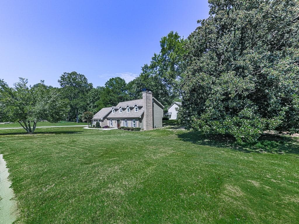 3 bedroom, 2 bathroom, 2,007 sq ft single family residence for rent at 2200 Heritage Trace View, Marietta, GA 30062 for $3,200 a month — photo 7
