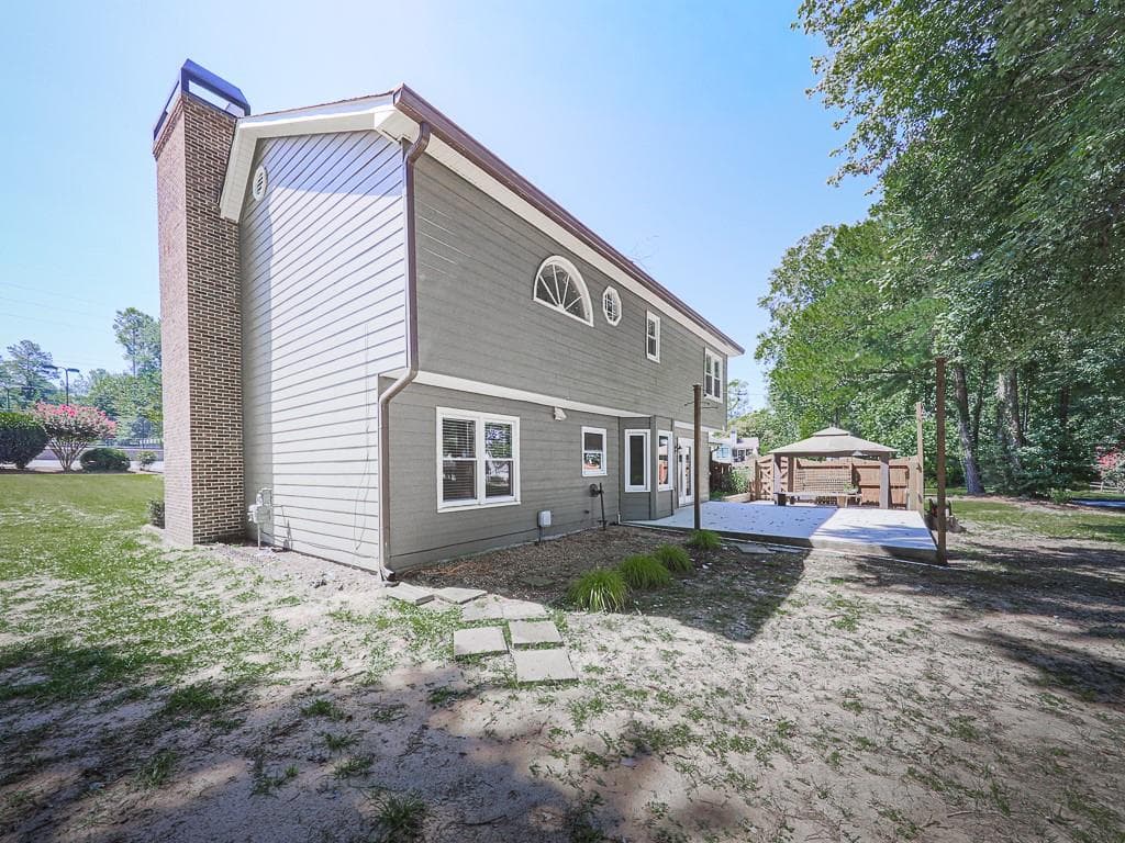 3 bedroom, 2 bathroom, 2,007 sq ft single family residence for rent at 2200 Heritage Trace View, Marietta, GA 30062 for $3,200 a month — photo 9