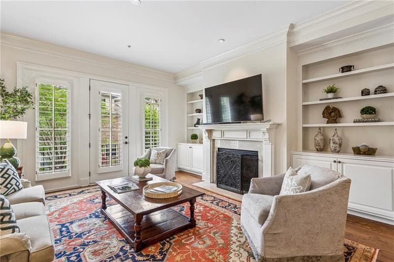 4 bedroom, 5 bathroom, 3,877 sq ft townhouse for sale at 2775 Paces Lookout Lane, Atlanta, GA 30339 — photo 6