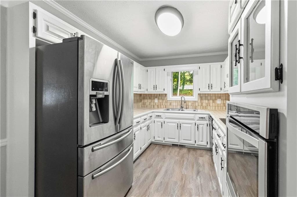 3 bedroom, 3 bathroom, 1,864 sq ft single family residence for sale at 760 Pine Needle Road, Hampton, GA 30228 — photo 9
