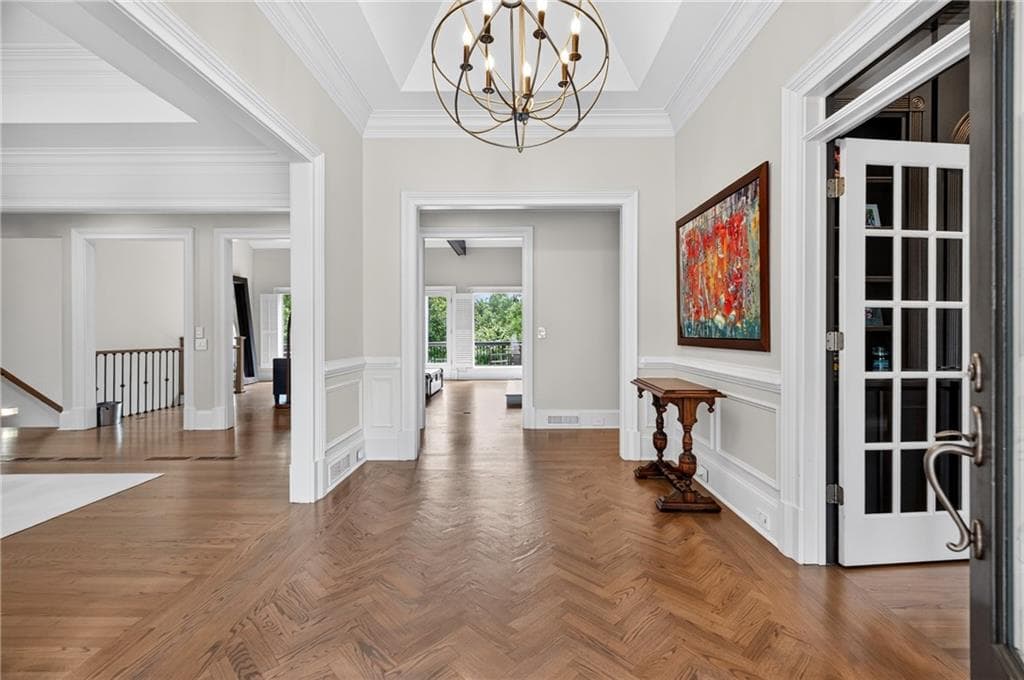 5 bedroom, 6 bathroom, 5,960 sq ft single family residence under contract at 950 Tiverton Lane, Johns Creek, GA 30022 — photo 6