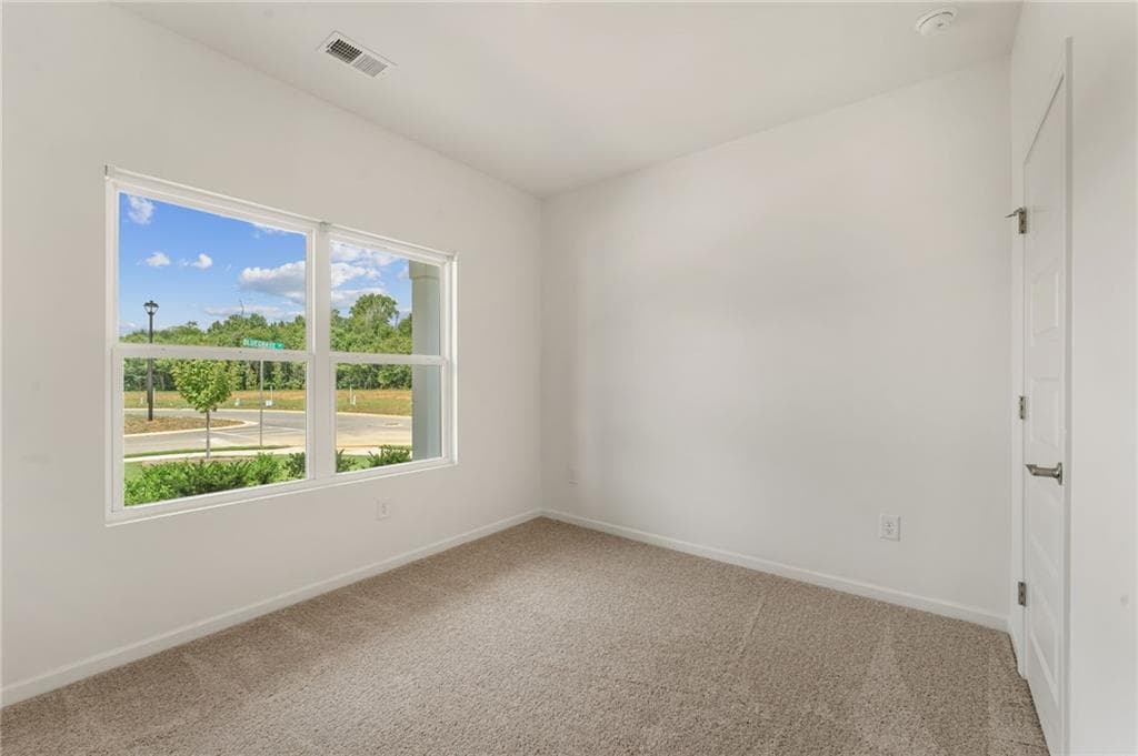 2 bedroom, 2 bathroom, 1,504 sq ft single family residence for sale at 406 Bluegrass Lane, Rockmart, GA 30153 — photo 4