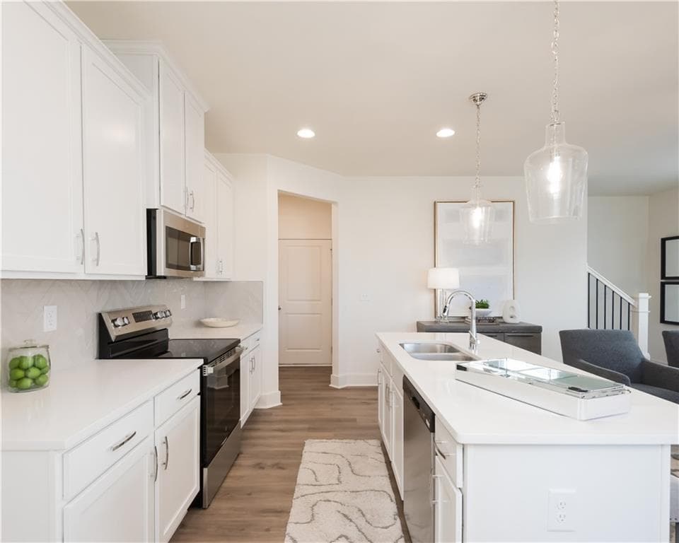3 bedroom, 3 bathroom, 1,685 sq ft townhouse for sale at 267 Barracks Way 878, Hoschton, GA 30548 — photo 8