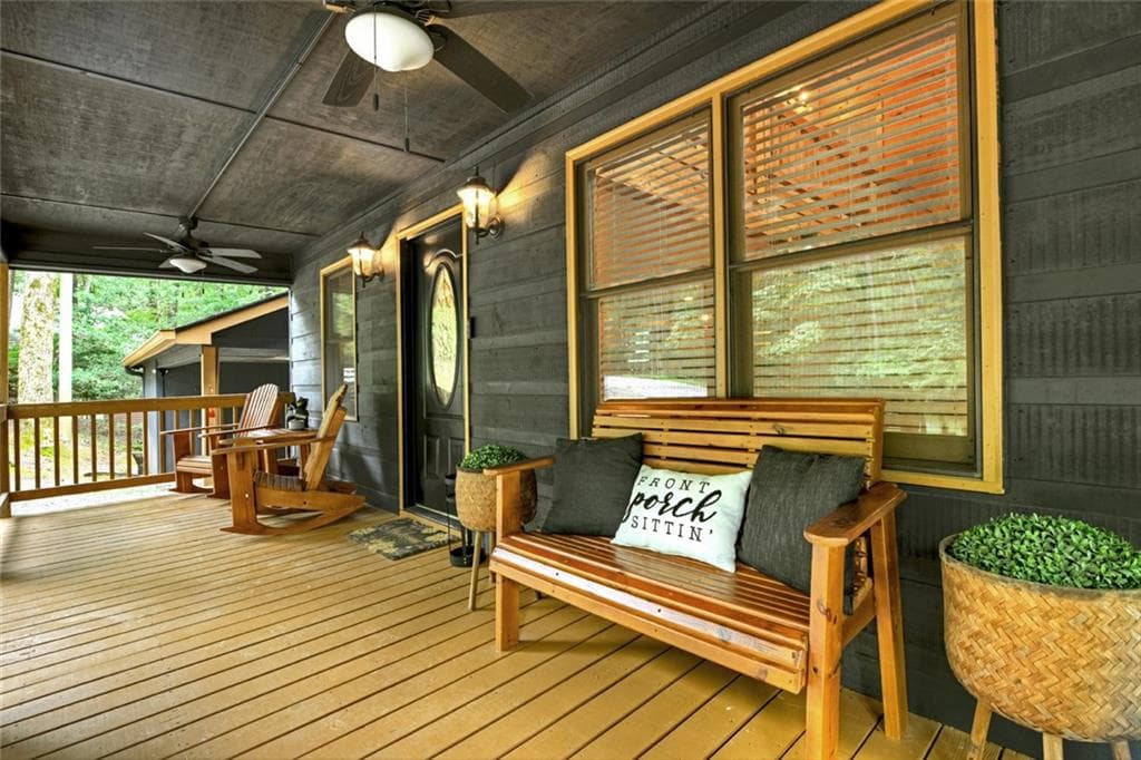 3 bedroom, 3 bathroom, 3,024 sq ft single family residence for sale at 22 Kings Court, Ellijay, GA 30540 — photo 5