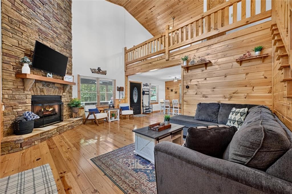3 bedroom, 3 bathroom, 3,024 sq ft single family residence for sale at 22 Kings Court, Ellijay, GA 30540 — photo 6