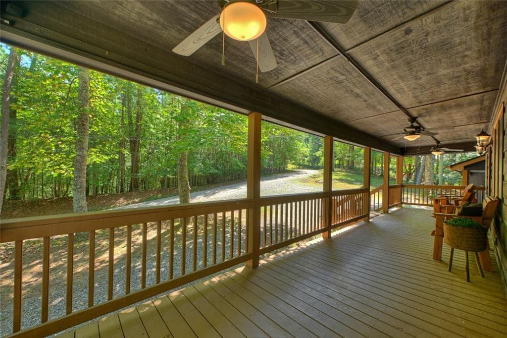 3 bedroom, 3 bathroom, 3,024 sq ft single family residence for sale at 22 Kings Court, Ellijay, GA 30540 — photo 9