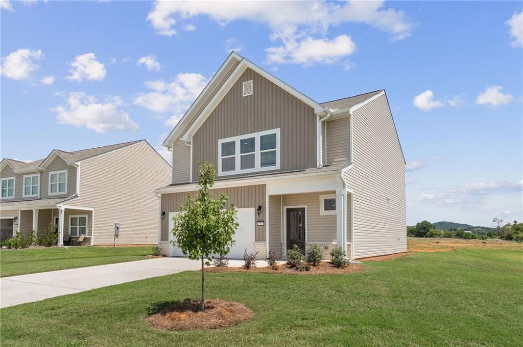 4 bedroom, 3 bathroom, 1,670 sq ft single family residence for sale at 512 Township Avenue, Rockmart, GA 30153 — photo 2