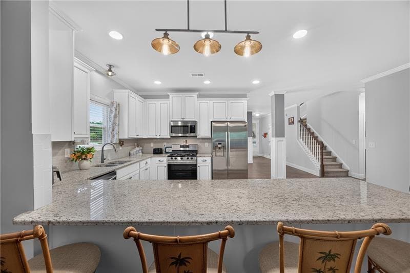 4 bedroom, 3 bathroom, 2,350 sq ft single family residence under contract at 235 Rosemary Landing, Dallas, GA 30132 — photo 3