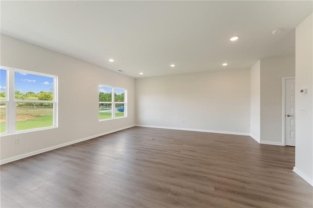 4 bedroom, 3 bathroom, 1,670 sq ft single family residence for sale at 512 Township Avenue, Rockmart, GA 30153 — photo 9