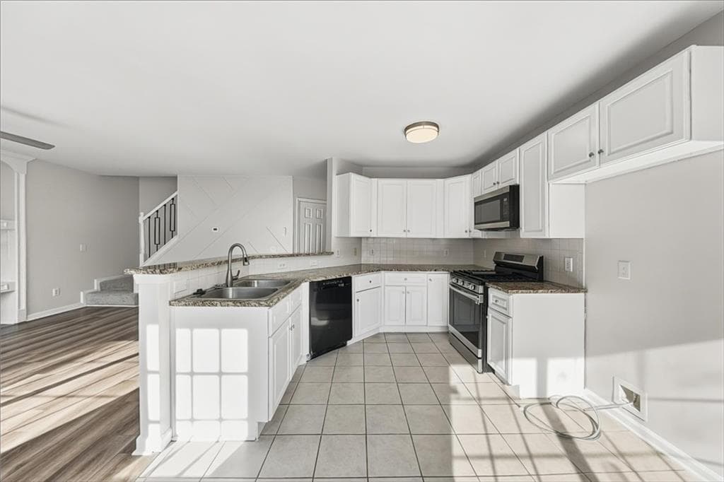 3 bedroom, 3 bathroom, 2,061 sq ft single family residence for sale at 3514 Palisade Cove, Duluth, GA 30096 — photo 9