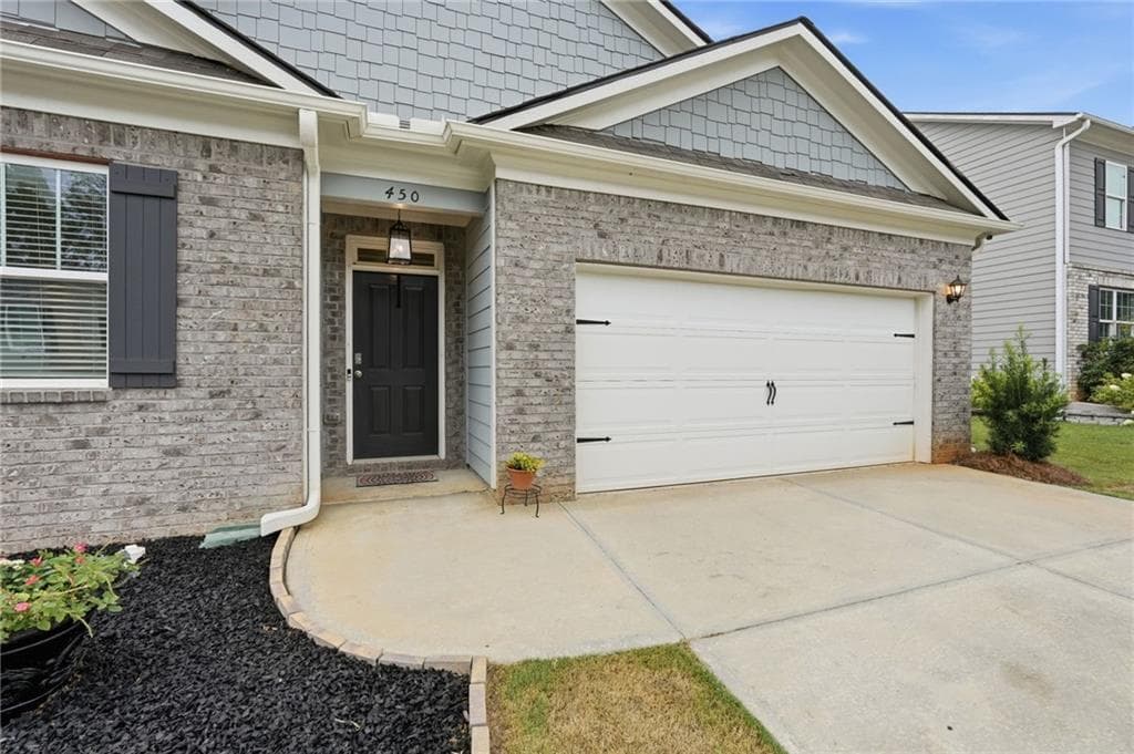4 bedroom, 2 bathroom, 1,924 sq ft single family residence under contract at 450 Starbuck Parkway, Pendergrass, GA 30567 — photo 8