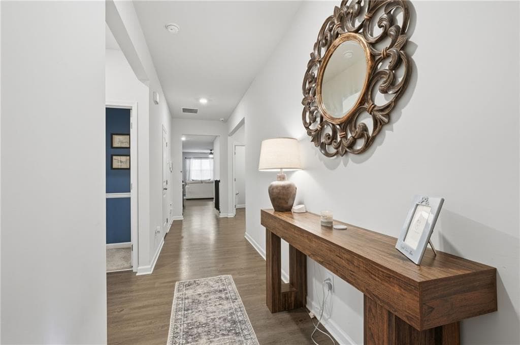 4 bedroom, 2 bathroom, 1,924 sq ft single family residence under contract at 450 Starbuck Parkway, Pendergrass, GA 30567 — photo 10