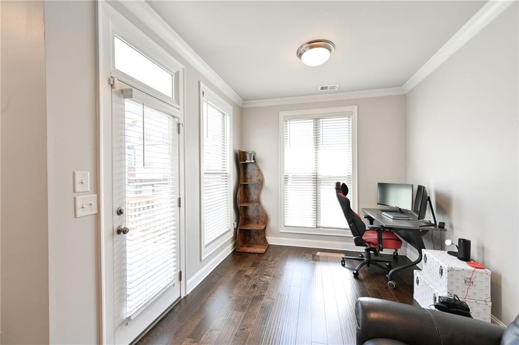 3 bedroom, 4 bathroom, 2,200 sq ft townhouse for sale at 2177 Parkside Glen View, Duluth, GA 30097 — photo 8