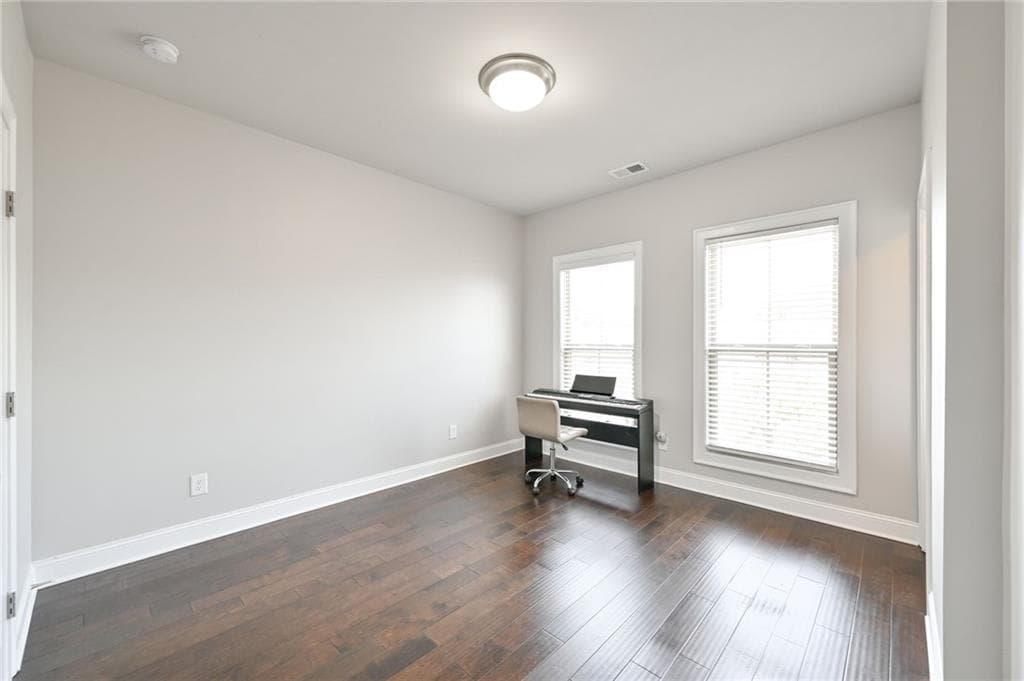 3 bedroom, 4 bathroom, 2,200 sq ft townhouse for sale at 2177 Parkside Glen View, Duluth, GA 30097 — photo 10