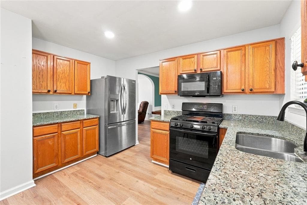 4 bedroom, 3 bathroom, 2,686 sq ft single family residence for sale at 4347 Sentinel Place, Kennesaw, GA 30144 — photo 7
