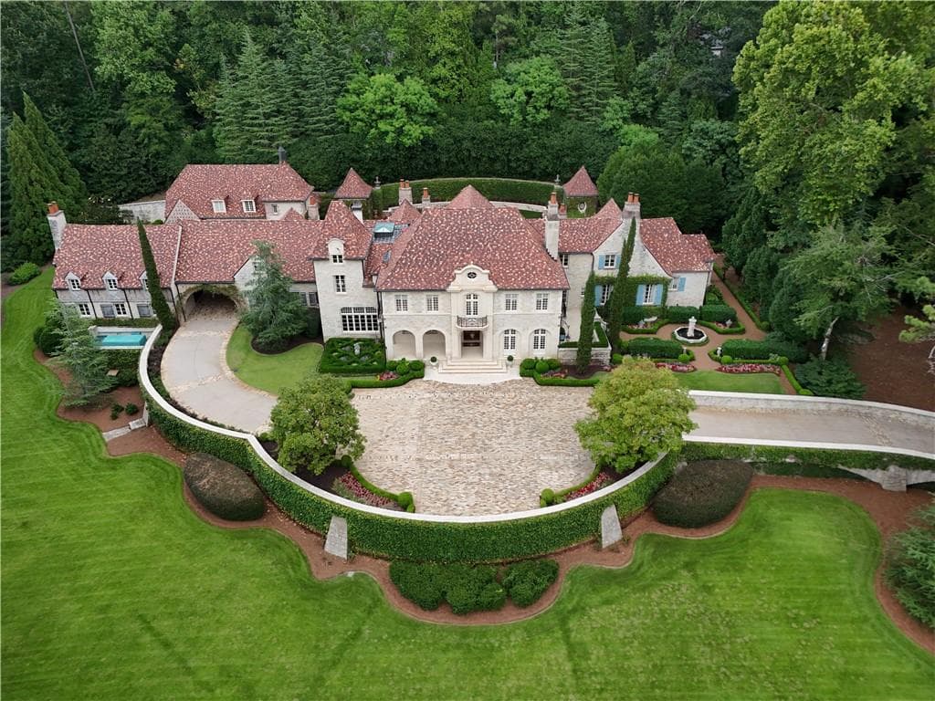 6 bedroom, 12 bathroom, 18,988 sq ft single family residence for sale at 5375 Long Island Drive, Atlanta, GA 30327 — photo 2