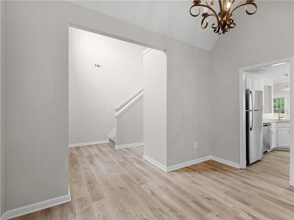 4 bedroom, 3 bathroom, 2,114 sq ft single family residence for sale at 11704 Spring Lake Way, Fayetteville, GA 30215 — photo 6